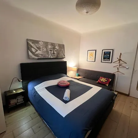 Homestay Lit Queen Size, 3mn