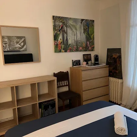 Lit Queen Size, 3mn Δωμάτια σε οικογενειακή κατοικία *